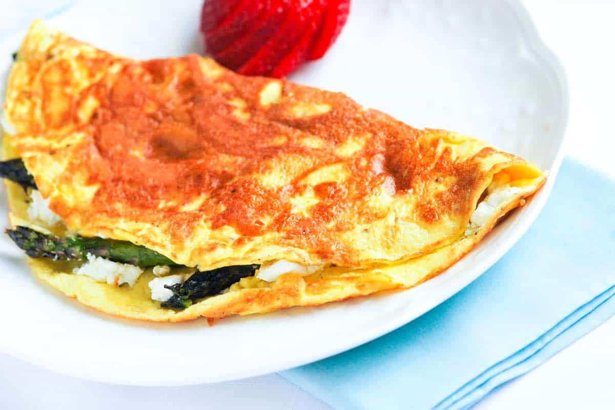 Asparagus Omelette with Goat Cheese Recipe